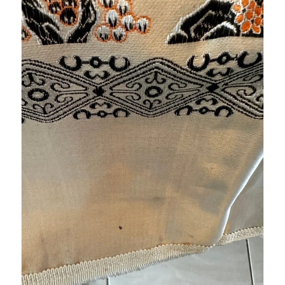 Vintage Oriental Garden Scene Woven Tapestry Table Runner Cream Fringe Large‎